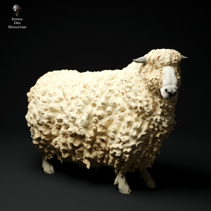 Produktová fotografie zvířecí figurky dioráma, modelářství: 0: Farmářské zvířecí figurky: Ovce - stojící ovce 1