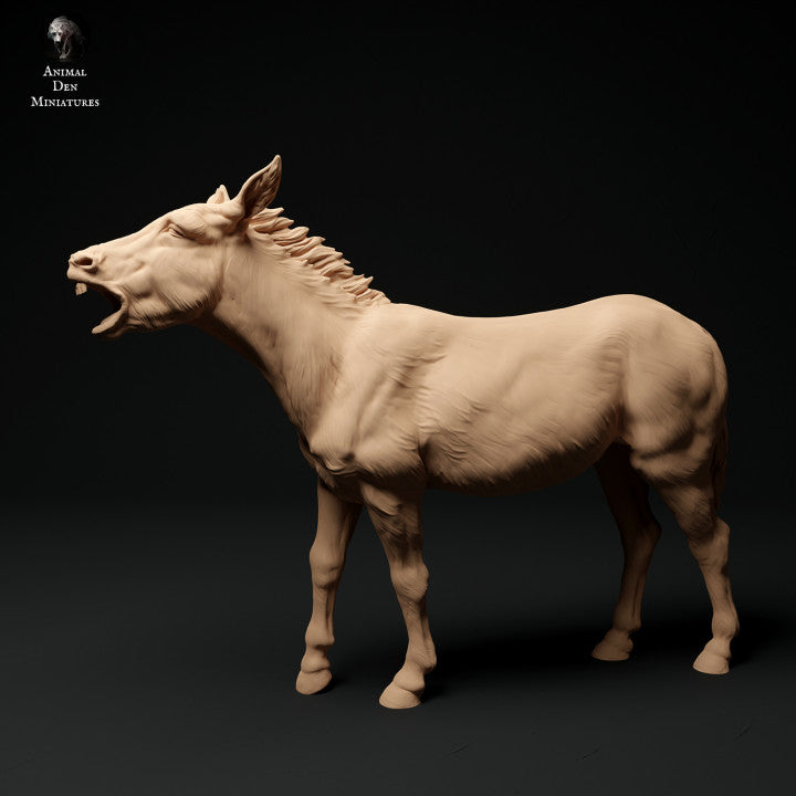 Foto do produto de figura de animal em diorama, modelismo: 0: Figura de animal de fazenda: burro rugindo