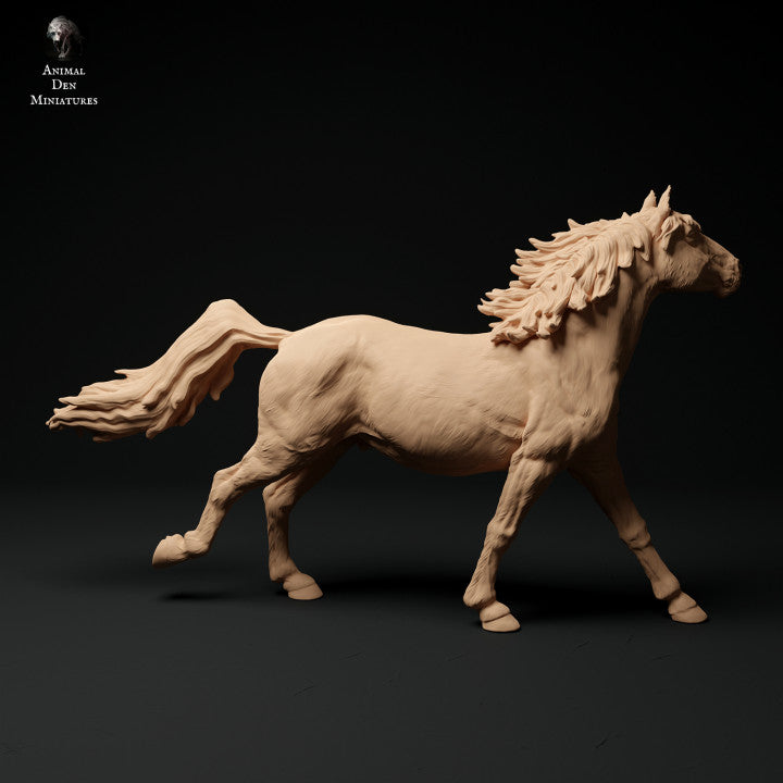 Foto do produto de figura de animal em diorama, modelismo: 0: Konik/ Pequeno cavalo selvagem correndo: Animais da Europa