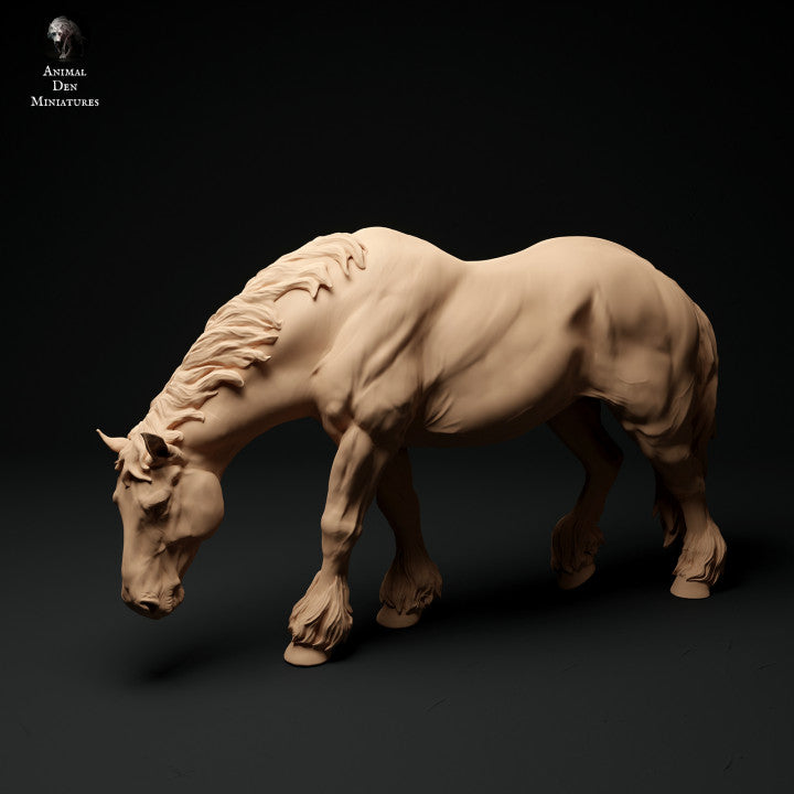 Foto do produto de figura de animal em diorama, modelismo: 0: Figura de animal da fazenda: cavalo pastando, égua - Suffolk Punch