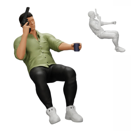 Modello diorama foto prodotto 0: Gangster seduto con bicchiere di whiskey e arma al tavolo da poker (Rif. Nr. A5)