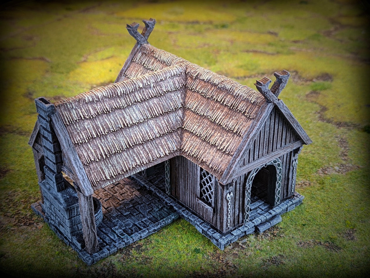 Foto do produto Tabletop 28mm peças de terreno, casas, decoração e bits da Creation Conquest (CC) 0: Ferreiro - Reino da Saxônia - Aldeia medieval dos senhores dos cavalos