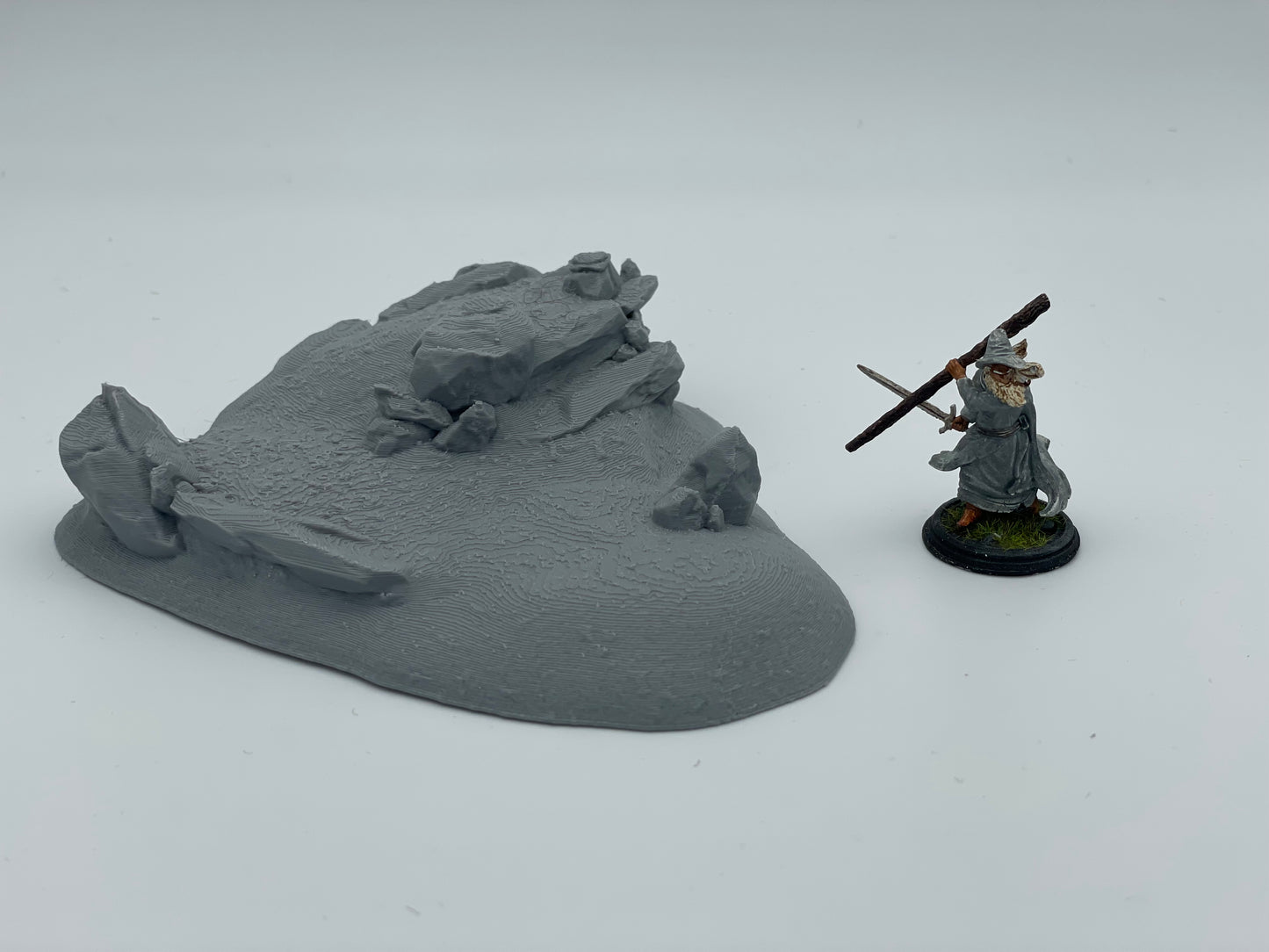 Produktová fotografie Tabletop 28mm The Printing Goes Ever On (TPGEO) 0: Terrain Typ C - Mírný výběžek v travnaté krajině