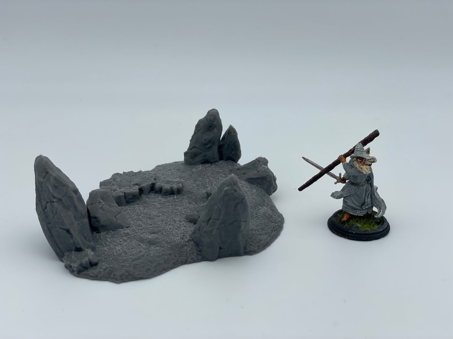 Foto do produto Tabletop 28mm The Printing Goes Ever On (TPGEO) 0: Terreno de Colina Tipo G - Elevação Suave em Paisagem de Grama - Rocha
