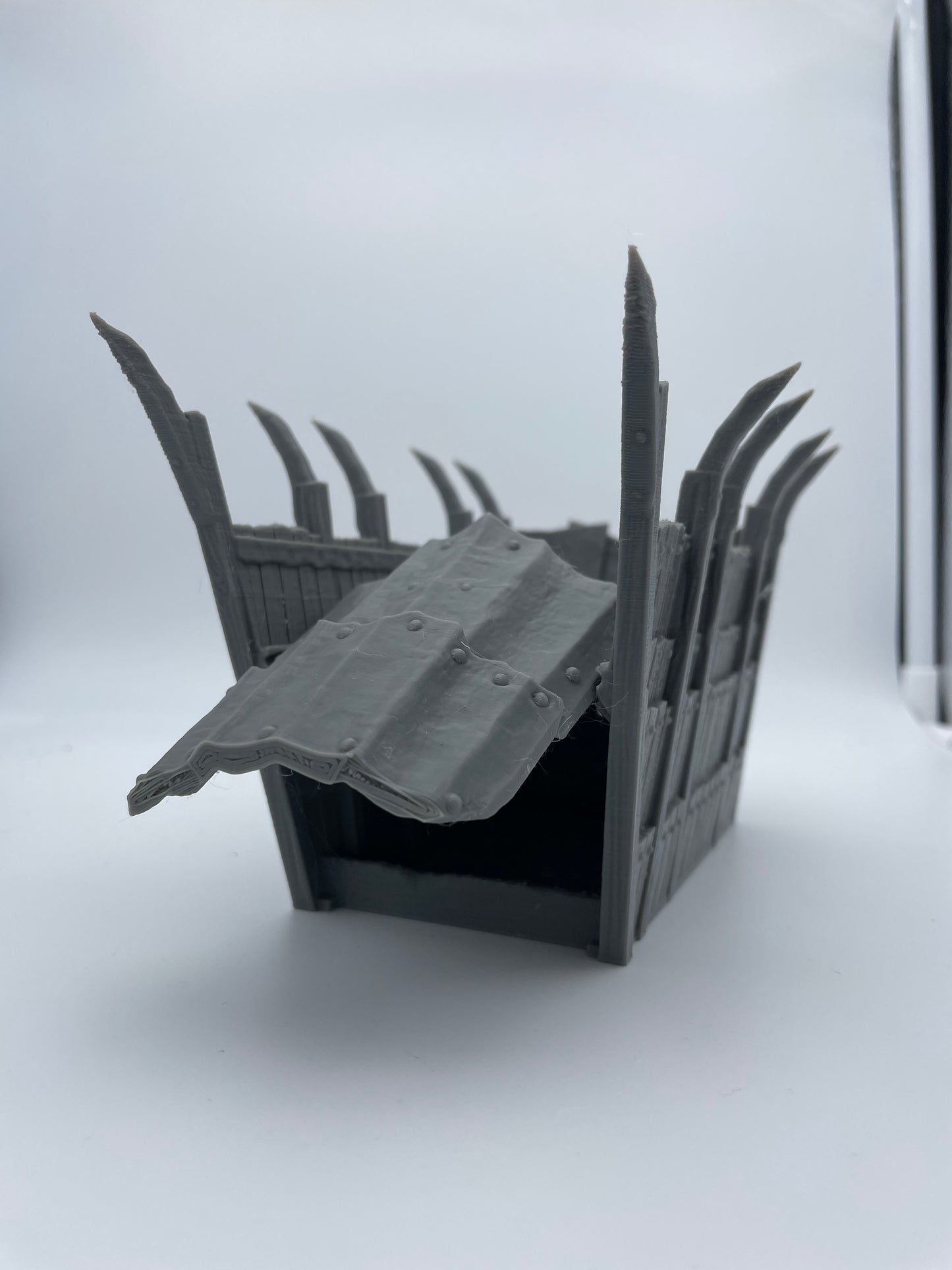 Foto do produto Tabletop 28mm The Printing Goes Ever On (TPGEO) 0: Grande barco de desembarque - Barco de transporte dos orcs - Balsa para cerco