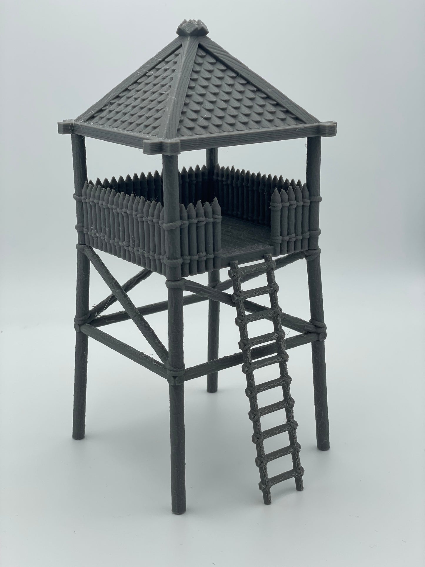 Produktová fotografie Tabletop 28mm Tisk pokračuje dál (TPGEO) 0: Dřevěná strážní věž - Pozorovací místo jezdců