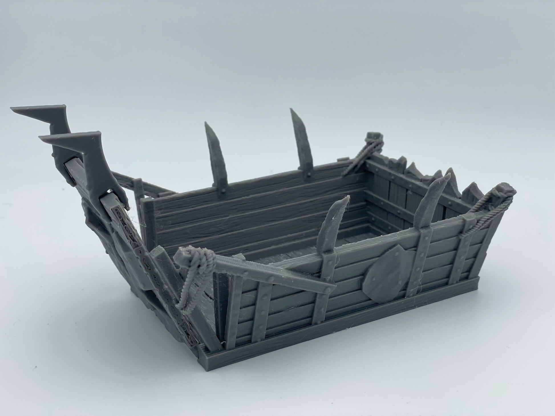 Produktová fotografie Tabletop 28mm The Printing Goes Ever On (TPGEO) 0: Malá vyloděcí loď - Orkská transportní loď - Plavidlo pro obléhání