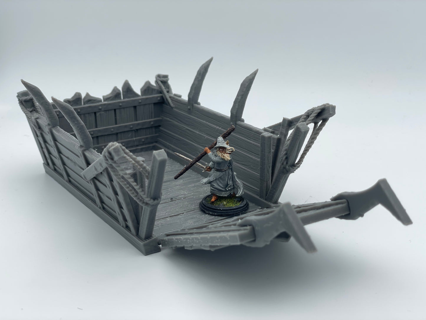 Foto do produto Tabletop 28mm The Printing Goes Ever On (TPGEO) 0: Barco de desembarque pequeno - Barco de transporte dos Orcs - Balsa para cerco