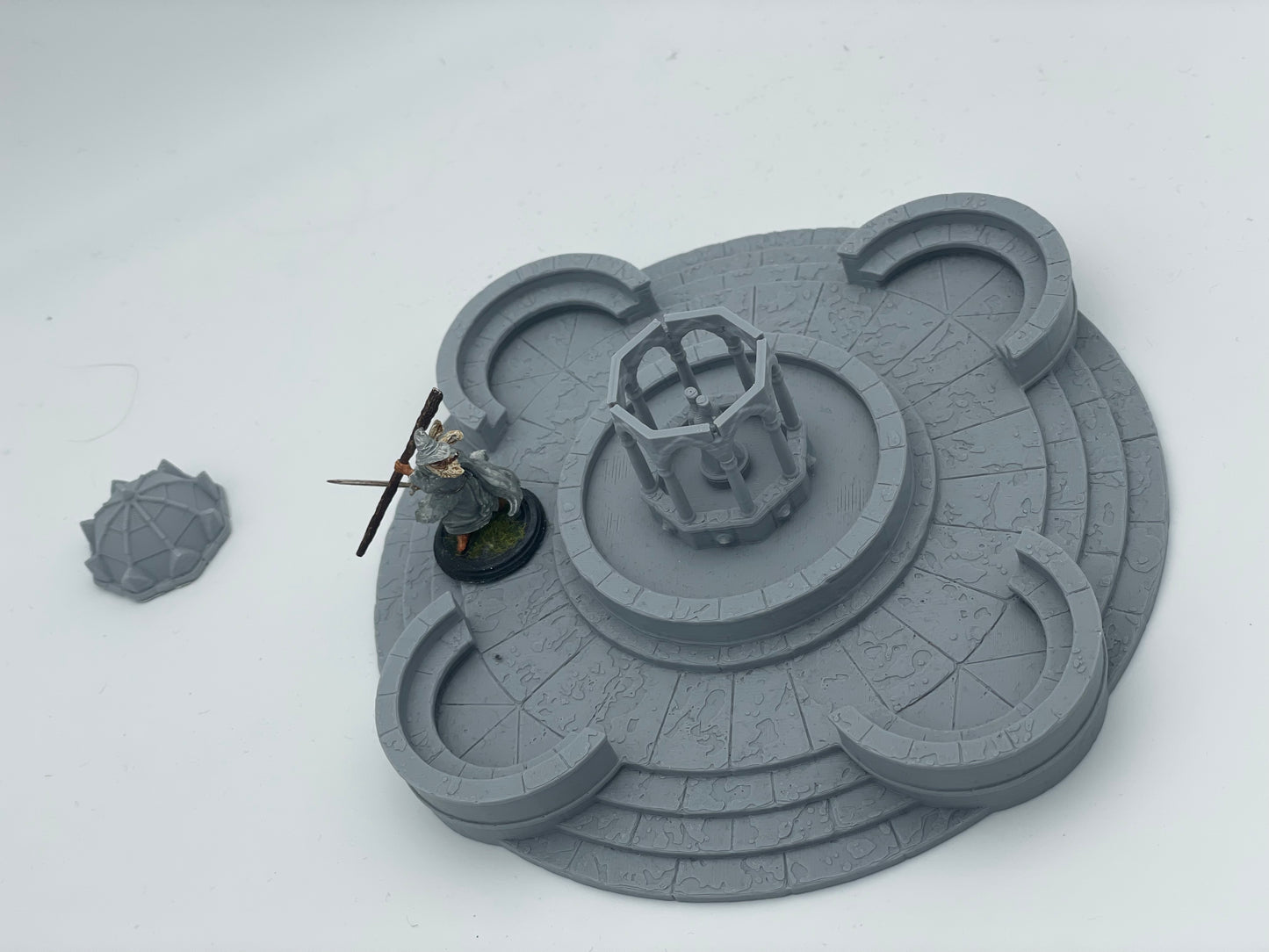 Produktová fotografie Tabletop 28mm The Printing Goes Ever On (TPGEO) 0: Fontána A Ivory City - Fontána království Gonthan