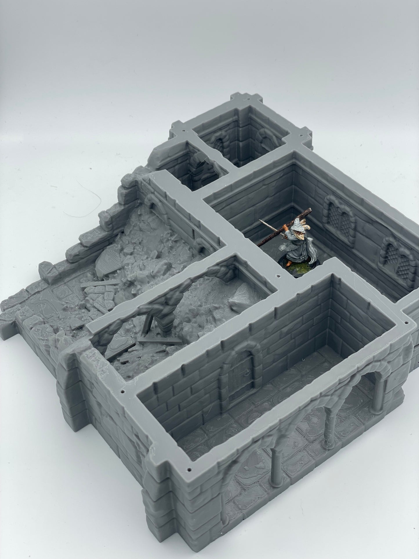 Foto do produto Tabletop 28mm The Printing Goes Ever On (TPGEO) 0: Ruína de casa medieval C - Restos de edifício do reino humano Gonthan