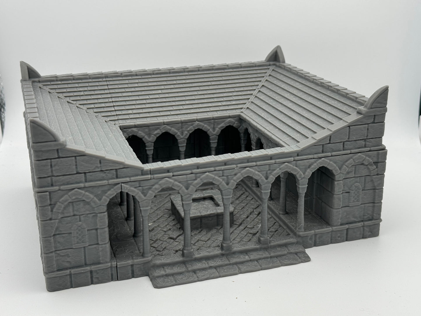 Foto do produto Tabletop 28mm The Printing Goes Ever On (TPGEO) 0: Estação de Saúde Ivory City - Edifício Reino de Gonthan - Terreno de Hospital Tabletop
