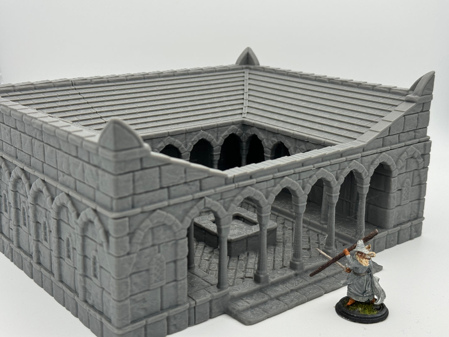 Foto do produto Tabletop 28mm The Printing Goes Ever On (TPGEO) 0: Estação de Saúde Ivory City - Edifício Reino de Gonthan - Terreno de Hospital Tabletop