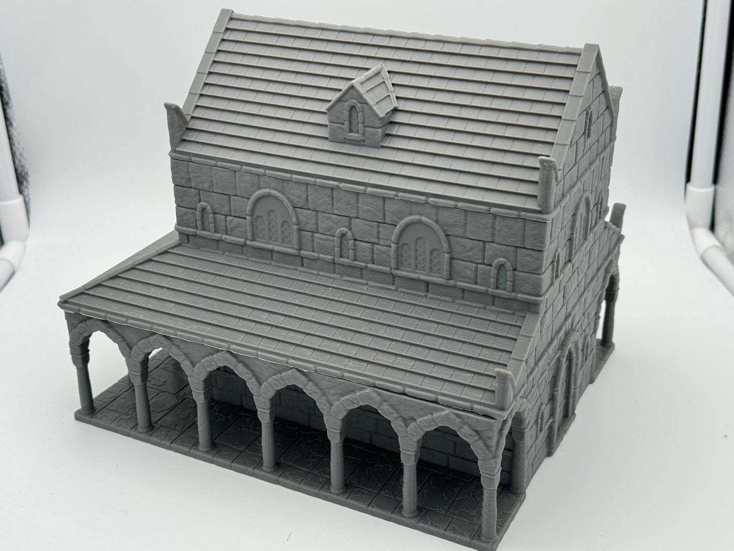 Foto do produto Tabletop 28mm The Printing Goes Ever On (TPGEO) 0: Casa A Cidade de Marfim - Edifício Reino de Gonthan - Terreno Tabletop