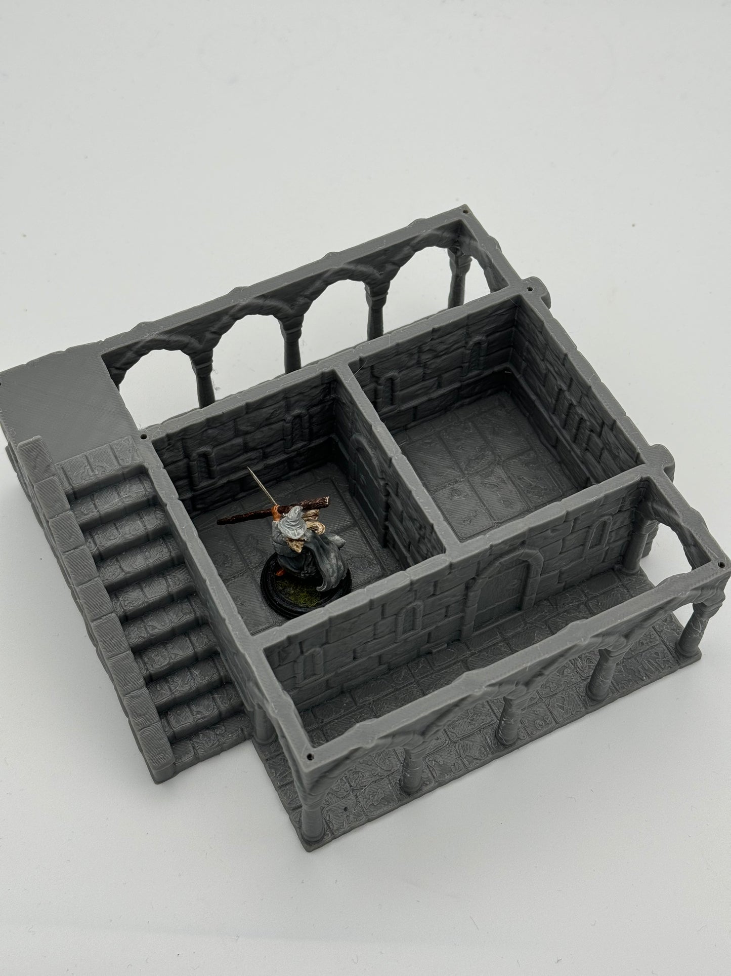 Foto do produto Tabletop 28mm The Printing Goes Ever On (TPGEO) 0: Casa B Ivory City - Edifício Reino de Gonthan - Terreno Tabletop