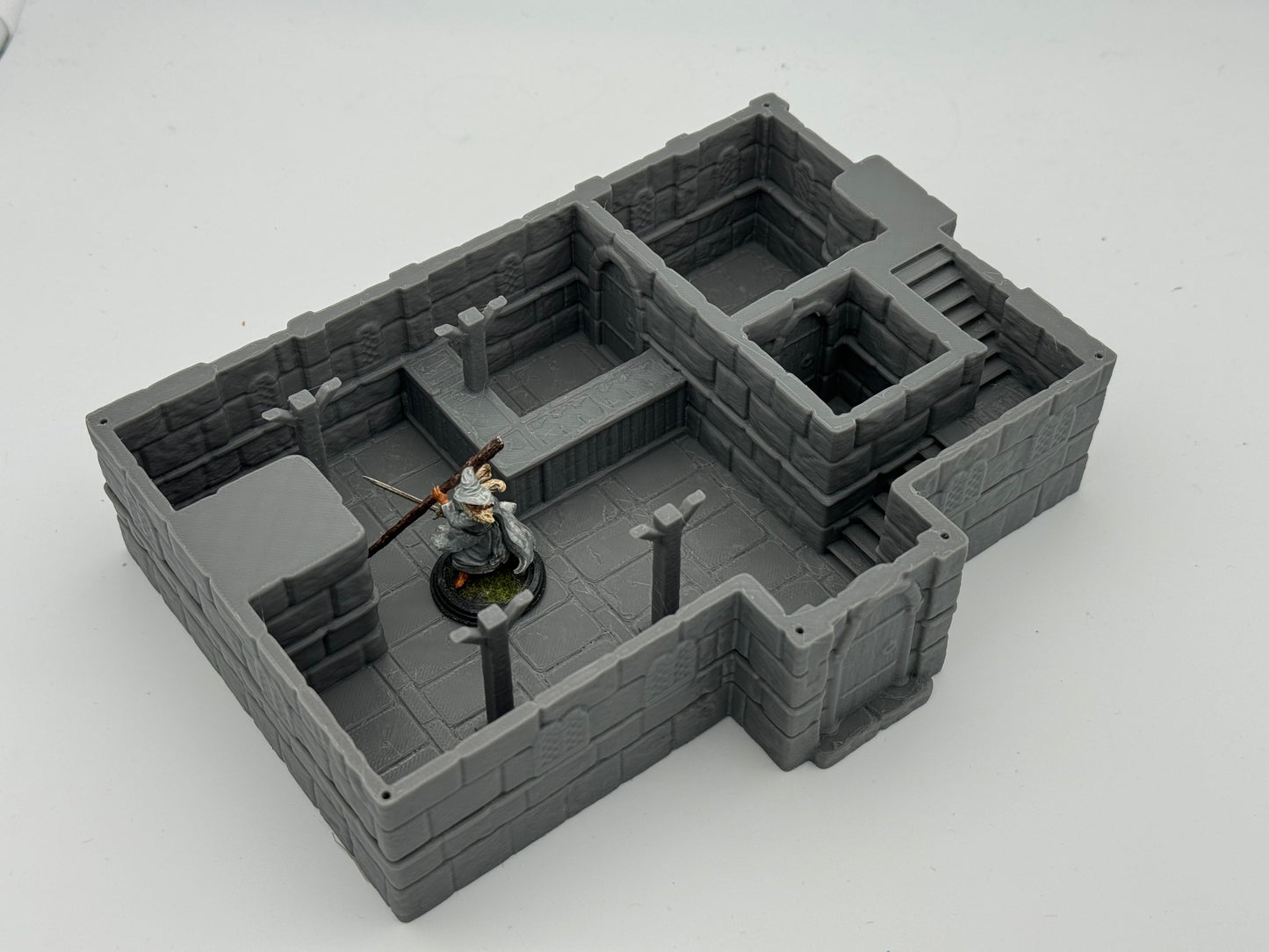 Foto do produto Tabletop 28mm The Printing Goes Ever On (TPGEO) 0: Gasthaus Ivory City - Edifício Reino de Gonthan - Terreno de Tabuleiro Inn