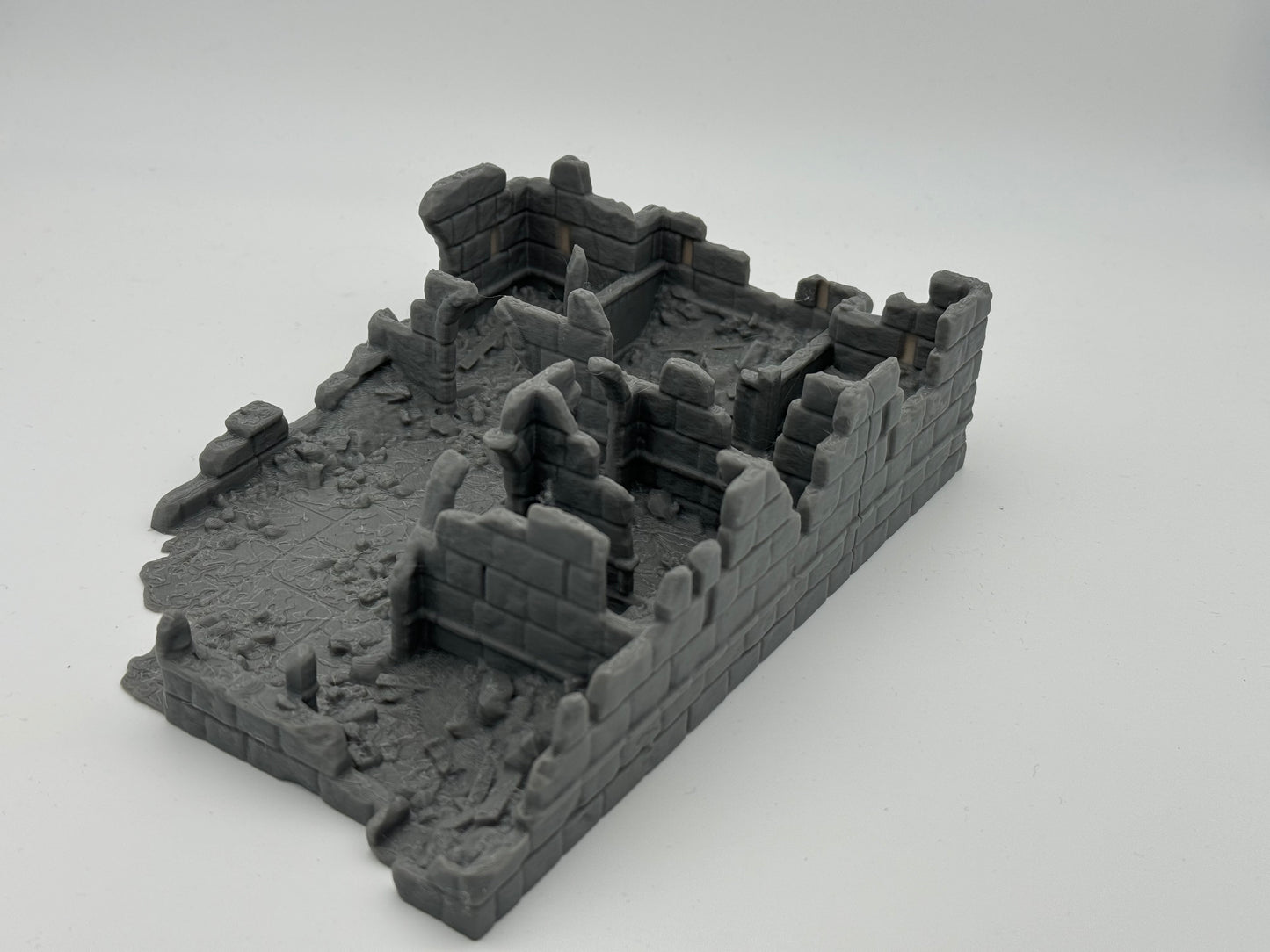 Foto do produto Tabletop 28mm The Printing Goes Ever On (TPGEO) 0: Ruínas de Estábulos da Cidade de Marfim - Edifício do Reino de Gonthan - Terreno de Tabletop Ruínas de Estábulos