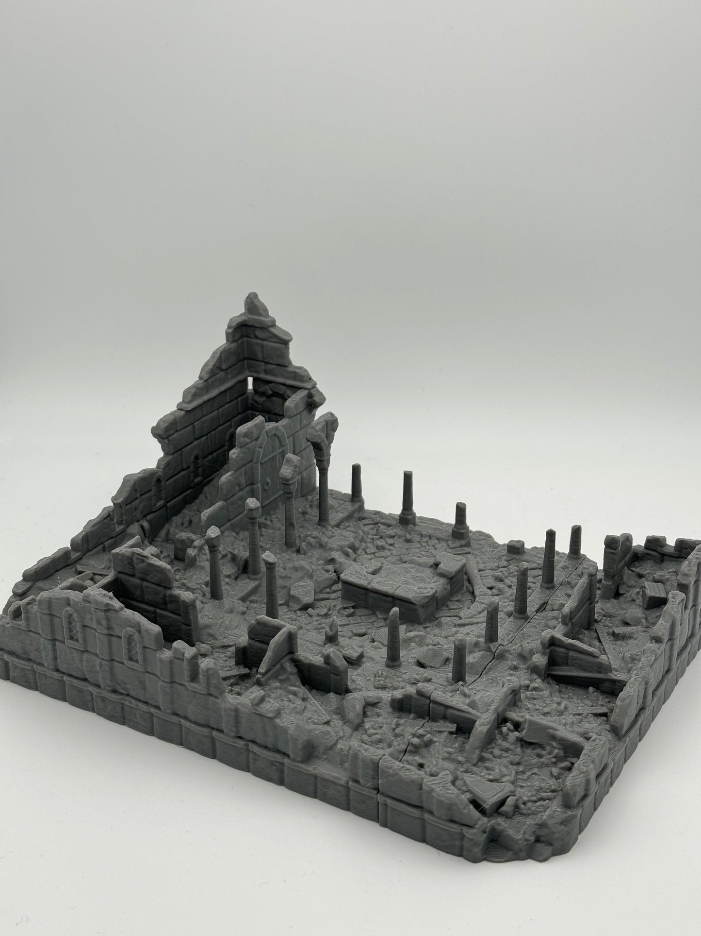 Produktová fotografie Tabletop 28mm The Printing Goes Ever On (TPGEO) 0: Nemocnice Ruiny Ivory City - Budova Království Gonthan - Ruiny nemocnice Tabletop Terrain