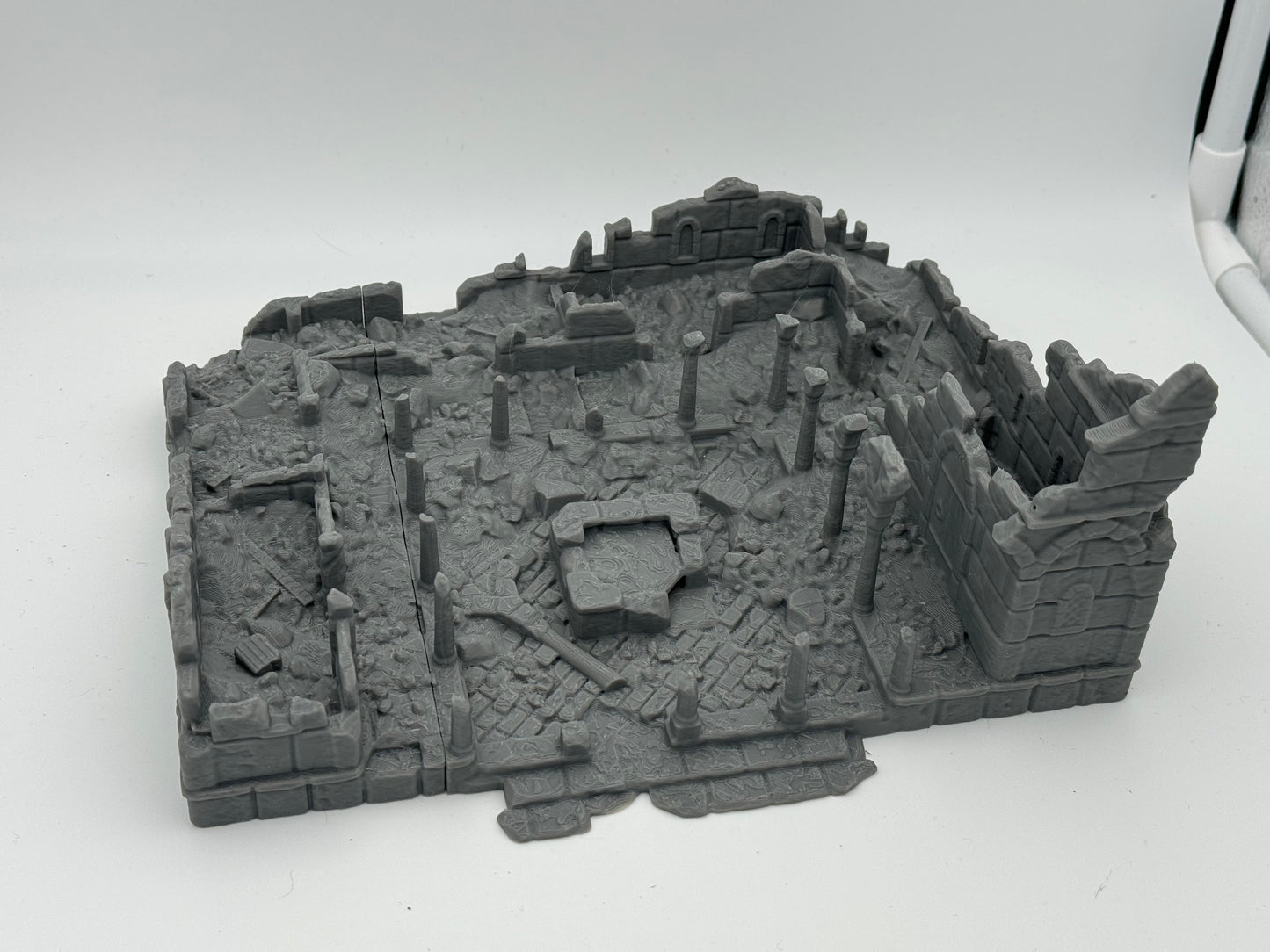 Produktová fotografie Tabletop 28mm The Printing Goes Ever On (TPGEO) 0: Nemocnice Ruiny Ivory City - Budova Království Gonthan - Ruiny nemocnice Tabletop Terrain