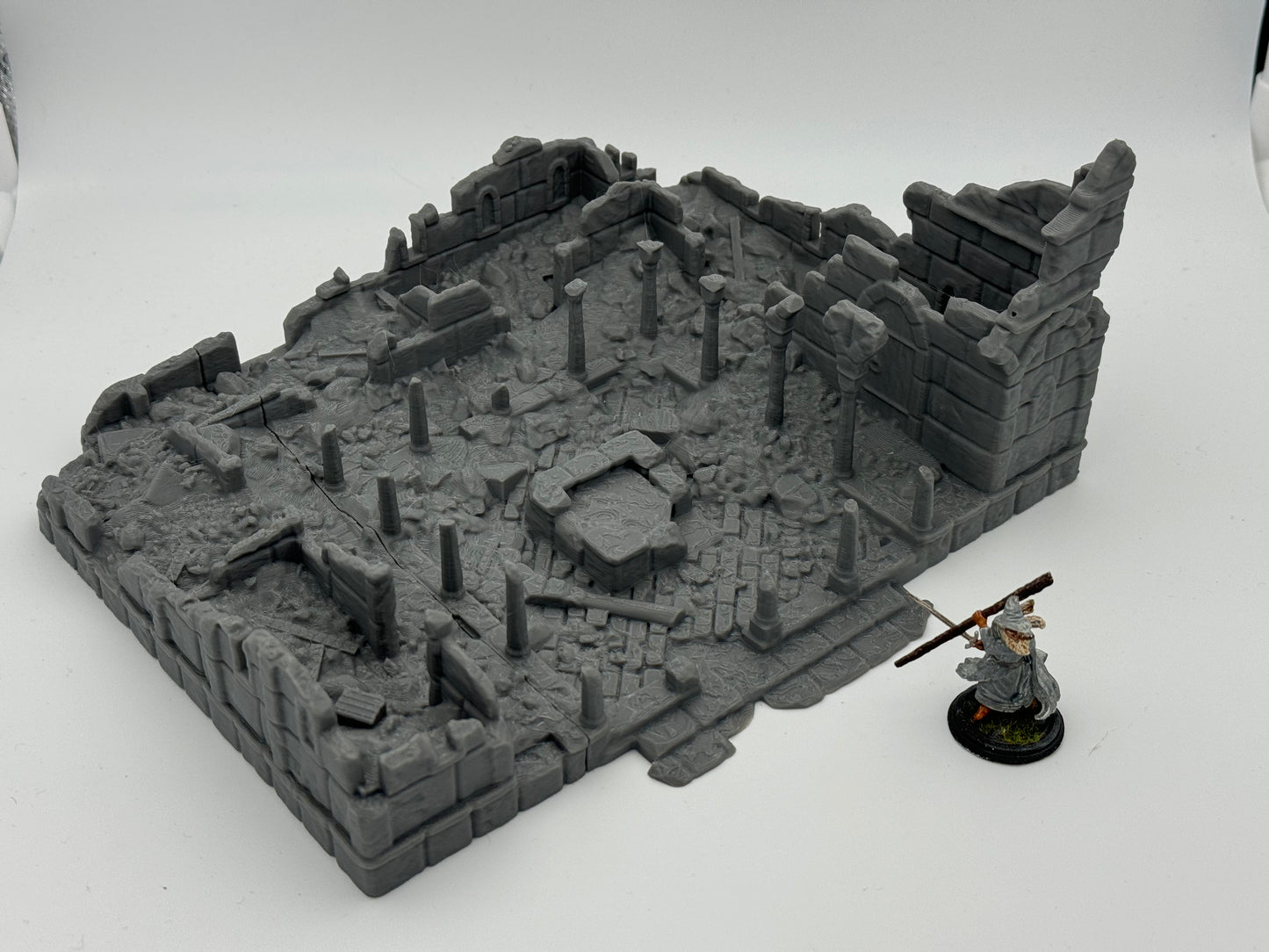 Produktová fotografie Tabletop 28mm The Printing Goes Ever On (TPGEO) 0: Nemocnice Ruiny Ivory City - Budova Království Gonthan - Ruiny nemocnice Tabletop Terrain