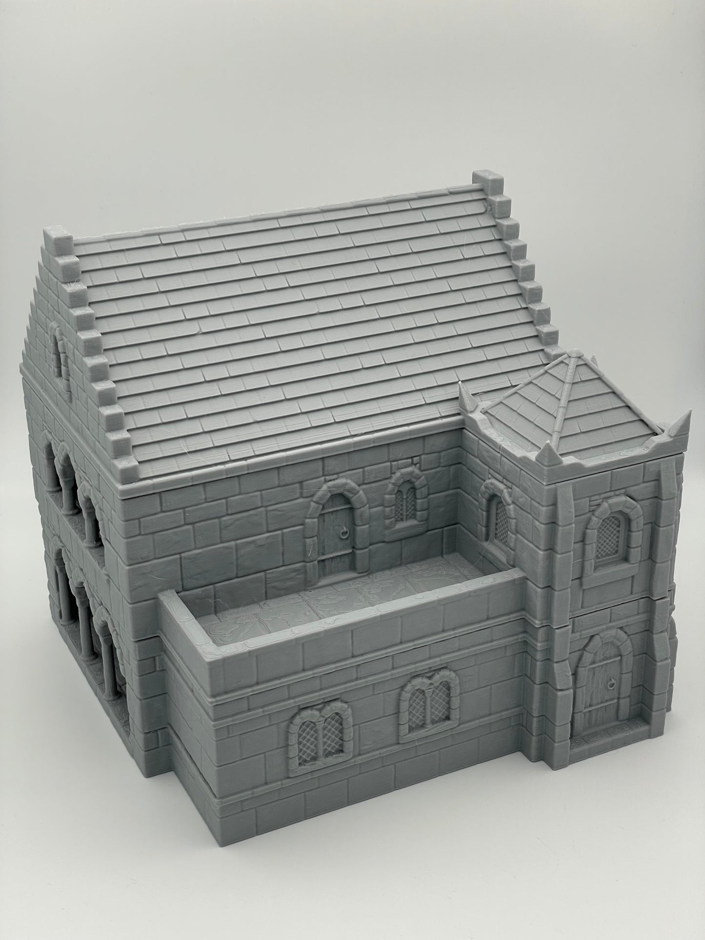 Produktová fotografie Tabletop 28mm Tisk pokračuje dál (TPGEO) 0: Středověký obytný dům B - Kamenná budova z lidského království Gonthan - Choditelný terén