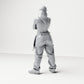 Diorama Modellbau Produktfoto 2: Stehende Figur: Person mit Basecap, kurzem Top, weiter Hose & Sneakers, Arme verschränkt (B033)