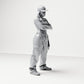 Diorama Modellbau Produktfoto 3: Stehende Figur: Person mit Basecap, kurzem Top, weiter Hose & Sneakers, Arme verschränkt (B033)