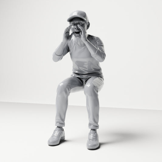 Diorama Modellbau Produktfoto 0: Sitzende Figur: Zuschauer mit Händen am Mund rufend (B062)