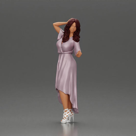 Diorama Modelismo Foto do Produto 0: Miniatura: Mulher em vestido de noiva longo com saltos altos, posando elegantemente (Ref Nr. A109)