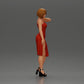 Diorama Modellismo foto prodotto 1: Figura femminile diorama in mini abito, capelli corti, mano al collo, collana (Ref Nr. A99)