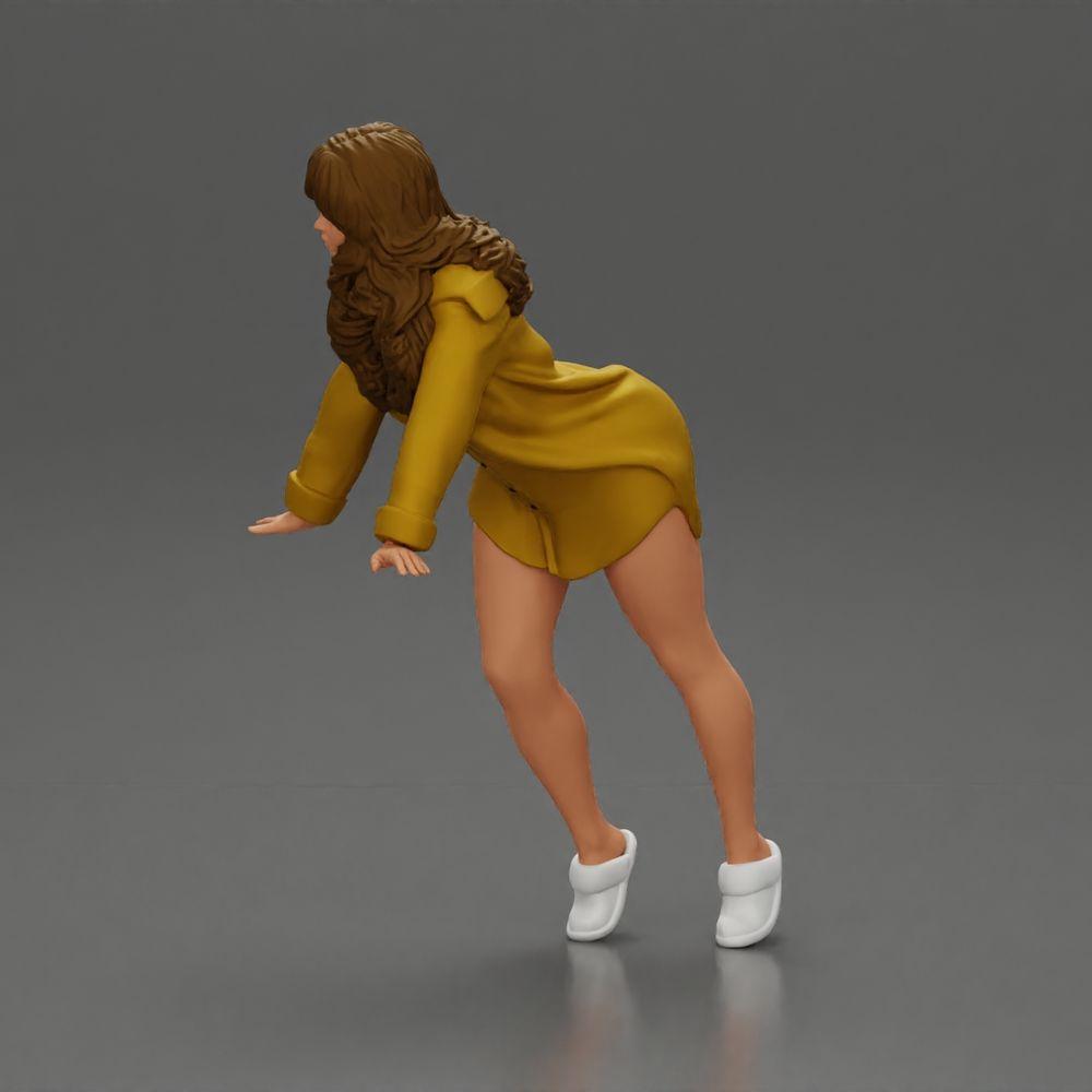 Diorama Modellismo foto prodotto 4: Diorama-miniatura: Donna in camicia lunga, posa dinamica in avanti sulle punte dei piedi (Ref Nr. A121)