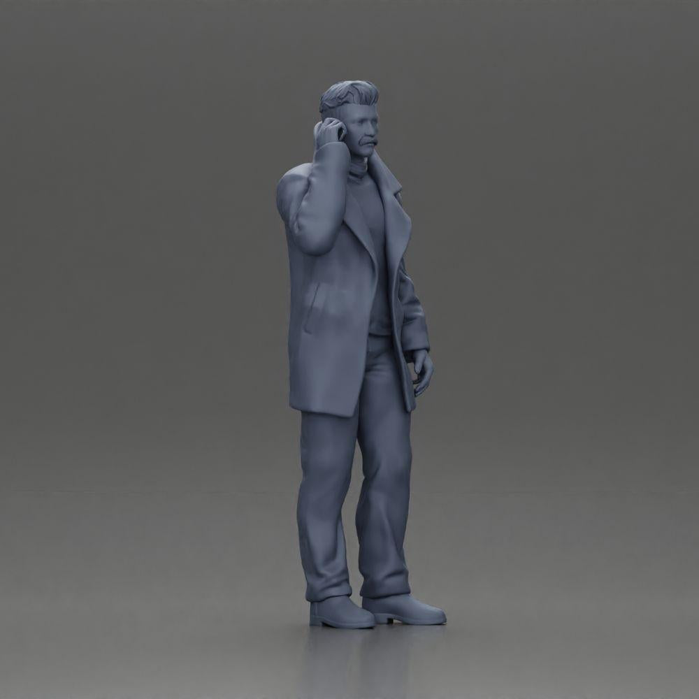 Foto do produto de diorama: figura de diorama - homem turco com casaco e suéter de gola alta, ao telefone (Ref Nr. A78)