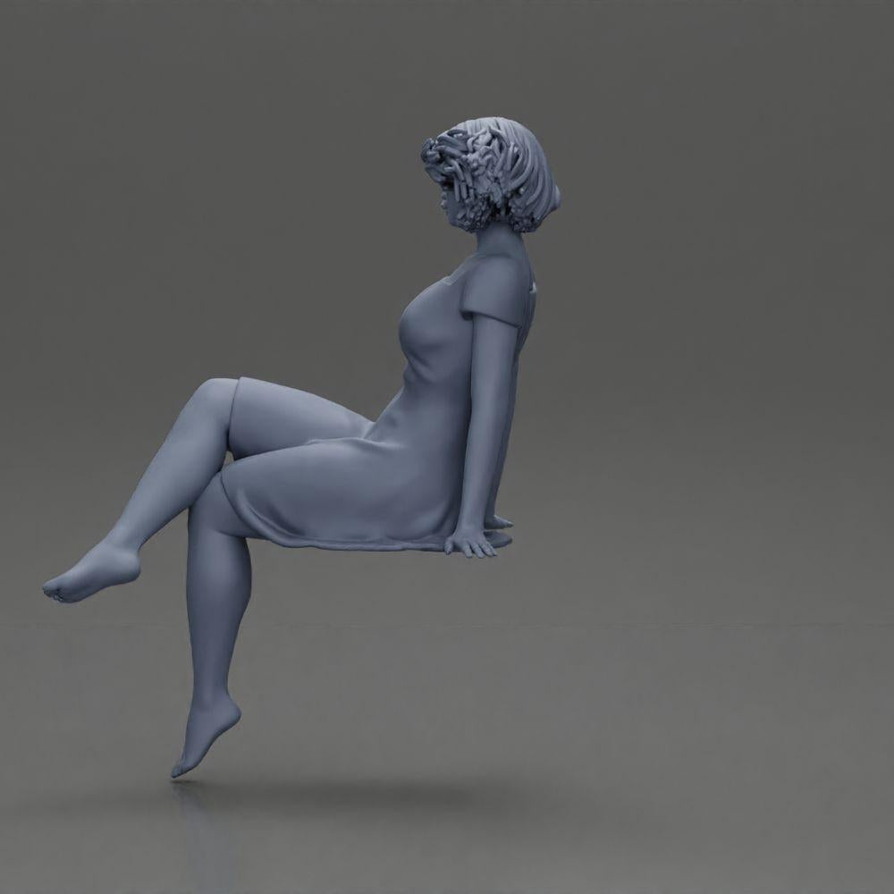 Foto de produto de diorama: Miniatura de figura: Mulher sentada em vestido, descalça, cabelo curto ao vento (Ref Nr. A95)