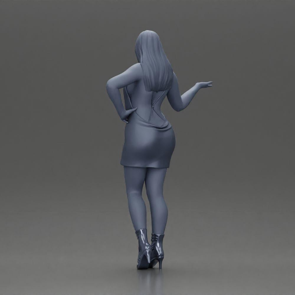 Imagem do produto de modelismo de diorama 10: figura de diorama: mulher elegante em vestido curto, mão estendida, colar (Ref Nr. A118)