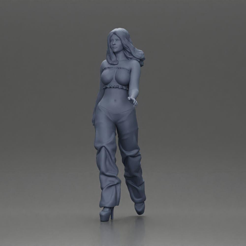 Diorama Modelismo Foto do Produto 11: Figura de Diorama: Miniatura de Mulher em Pose de Caminhada, verde-vermelho, Top Curto, Calças Largas, Saltos (Ref Nr. A141)