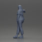 Diorama Modellismo Foto prodotto 10: Figura di diorama donna con velo e giacca, appoggiata all'auto, braccio teso (Rif. Nr. A59)
