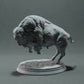 Produktfoto Tierfigur Animal Den Miniatures 1: Wildtier Tierfigur: Amerikanischer Bison - angreifend (22_10_14)