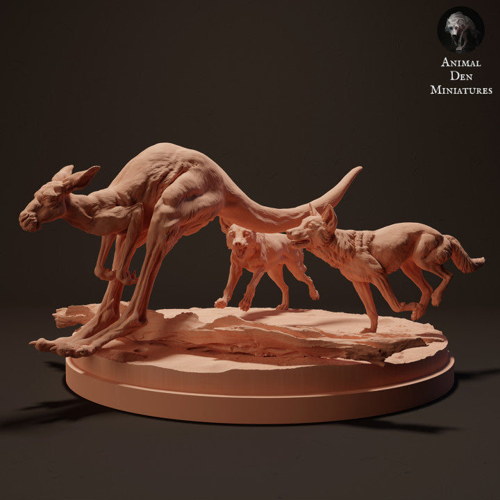 Φωτογραφία προϊόντος φιγούρας ζώου Animal Den Miniatures 0: Φιγούρα άγριου ζώου: Ντίνγκο κυνηγούν ένα κόκκινο γιγαντιαίο καγκουρό (23_04_09)