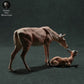 Produktfoto Tierfigur Animal Den Miniatures 1: Wildtier Tierfigur: Rothirschkuh mit Kalb (22_11_10)