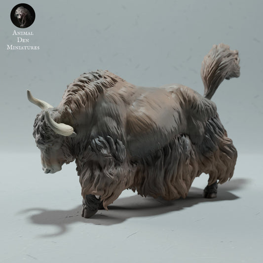 Produktfoto Tierfigur Animal Den Miniatures 0: Wildtier Tierfigur: Himalaya-Wildyak - stehend (23_01_09)