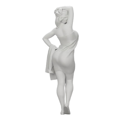 Modello diorama fotografia prodotto 0: Donna sexy dopo la doccia con accappatoio e asciugamano (Rif. Nr. A10)