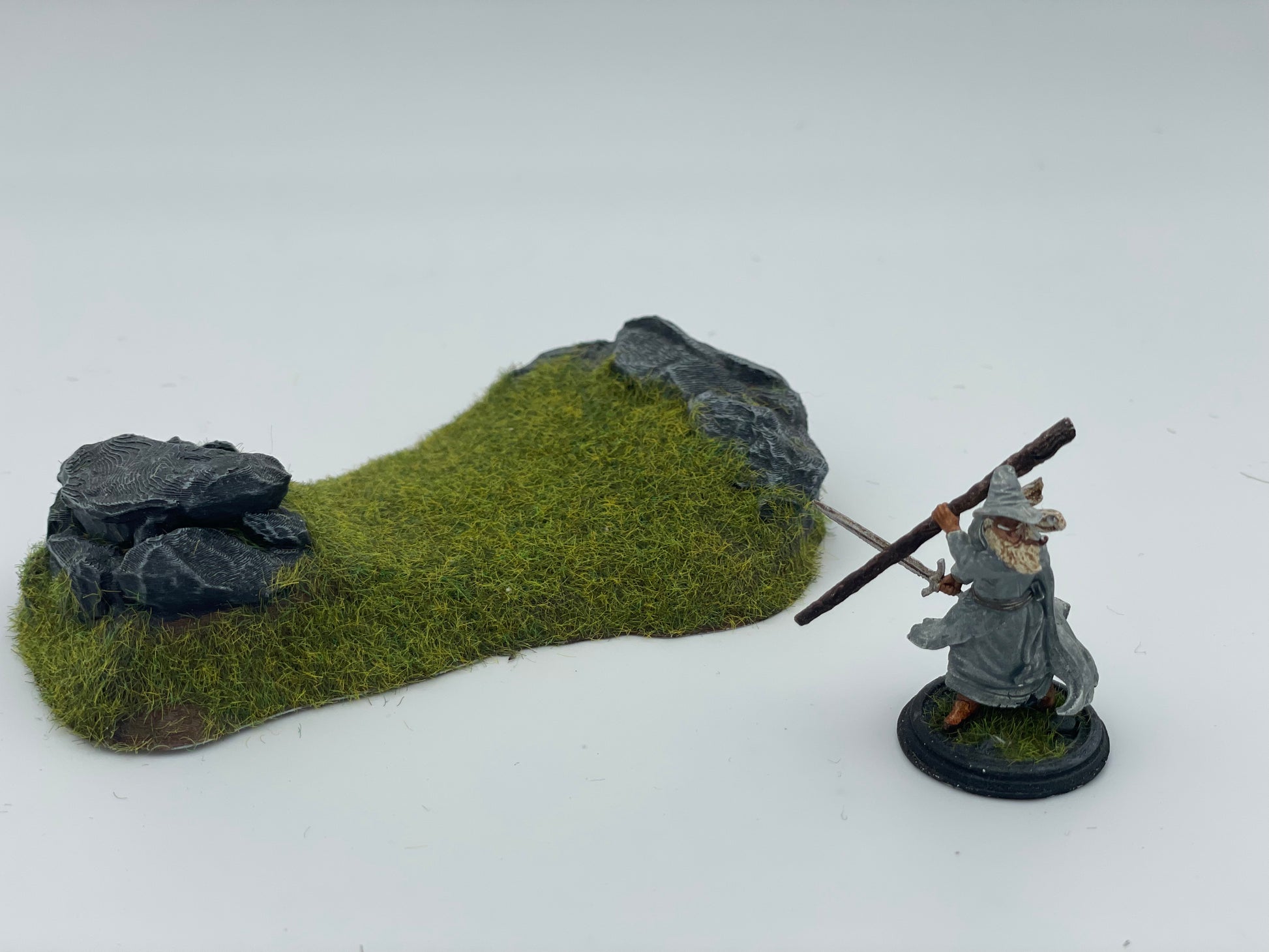 Produktfoto Tabletop 28mm The Printing Goes Ever On (TPGEO)  0: Hügel Terrain Typ B - Sanfte Erhebung in Graslandschaft