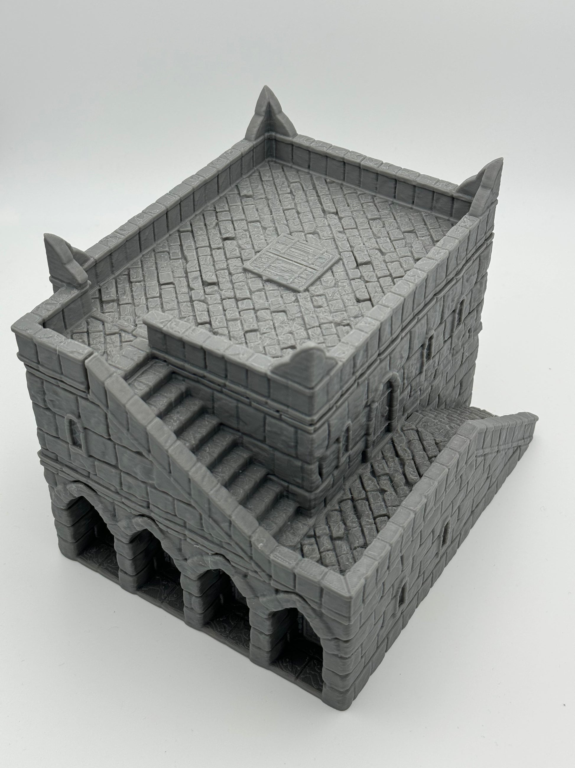 Produktfoto Tabletop 28mm The Printing Goes Ever On (TPGEO)  0: Handelsplatz Ivory City - Gebäude Königreich Gonthan -  Trade Hall Tabletop Terrain