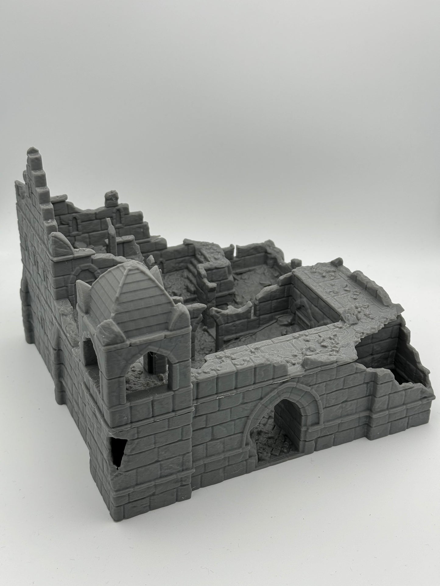 Produktfoto Tabletop 28mm The Printing Goes Ever On (TPGEO)  0: Kaserne Ruinen Ivory City - Gebäude Königreich Gonthan - Barracks Ruins Tabletop Terrain