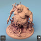Produktová fotografie Tabletop 28mm Lord of the Print (LotP) 0: Tabletop miniatura: Morový démon / Pán nákazy, chapadlový horor s rozštěpovou sekerou a řetězovou zbraní, boss-monster pro wargaming (24_08_B3)