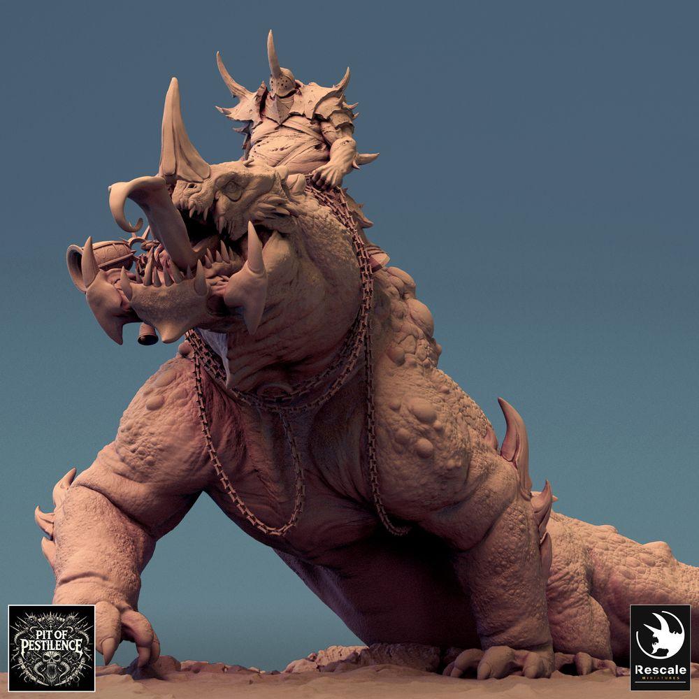 Produktová fotografie Tabletop 28mm Lord of the Print (LotP) 0: Tabletop miniatura: Barbarský jezdec na bažinné bestii - plazí monstrum válečný dinosaur, válečná bestie se kopím, řetězovou a sedlovou zbrojí (24_08_C2)