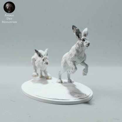 Φωτογραφία προϊόντος ζωικής φιγούρας Animal Den Miniatures 1: Πολική ζωική φιγούρα: λαγοί του χιονιού - τρέχουν (23_01_16)