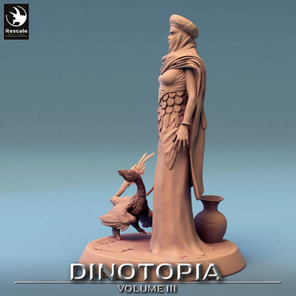 Imagem do produto Tabletop 28mm Lord of the Print (LotP) 0: Figura de Fantasia: Nômade do Deserto e Mestre das Bestas com Dinossauro Alado - Ranger, Líder Tribal, Exploradora (24_06_E13)