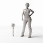 MyPortal Studios, Mittelalterliche Schmiede: 3 Waffen - Morgenstern, Dolch und Schwert, Modell 1415: mit menschlicher Figur als Größenvergleich im Maßstab 1:35