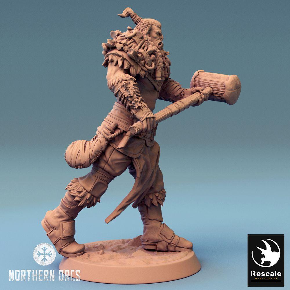 Produktový obrázek Tabletop 28mm Lord of the Print (LotP) 0: Fantasy figura: Orkský válečník / Orc Warrior, Berserker a kmenový válečník s válečnou kladivem (24_04_I3)