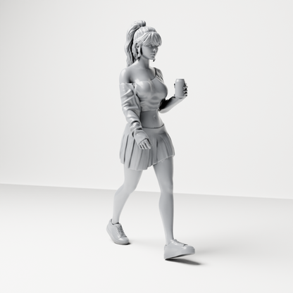 Diorama modelářství produktová fotografie 8: Kráčející figurka: sportovkyně/mladá žena s nápojovým kelímkem ve volnočasovém oblečení (a213)